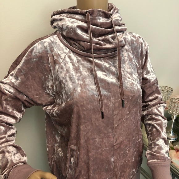 Betsy Johnson Velvet Funnel Neck Pullover - Picture 3 of 9